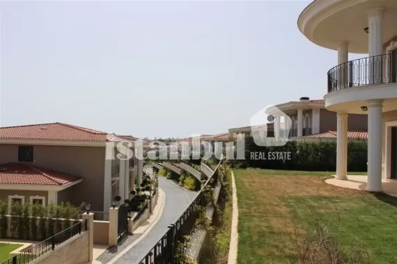 exterior deniz istanbul real photo houses for sale in istanbul trace