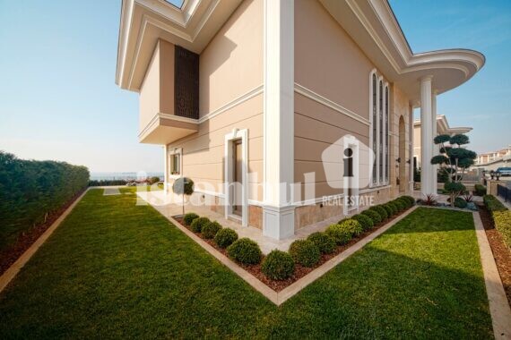 exterior deniz istanbul real photo mansions for sale in istanbul