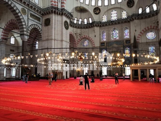 Süleymaniye Cami, Istanbul, Turkey suleymaniye mosque interior