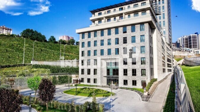 Nurol Life offices for sale in Sarıyer Istanbul turkey real estate for sale and turkey citizenship exterior