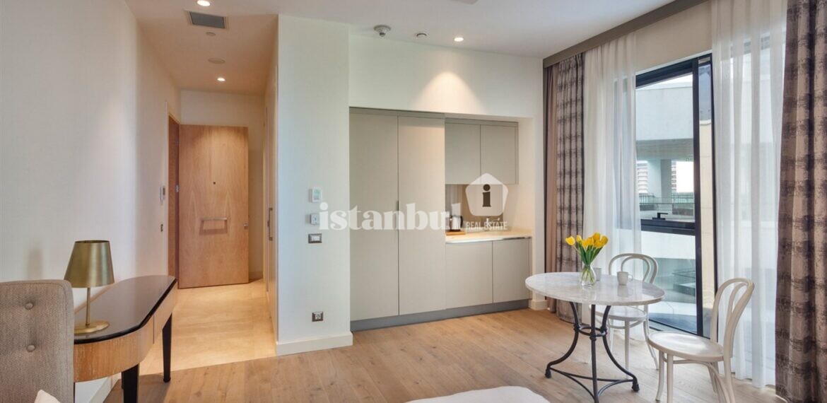 Nurol Life residences for sale in Sarıyer Istanbul turkey real estate for sale and turkey citizenship living room