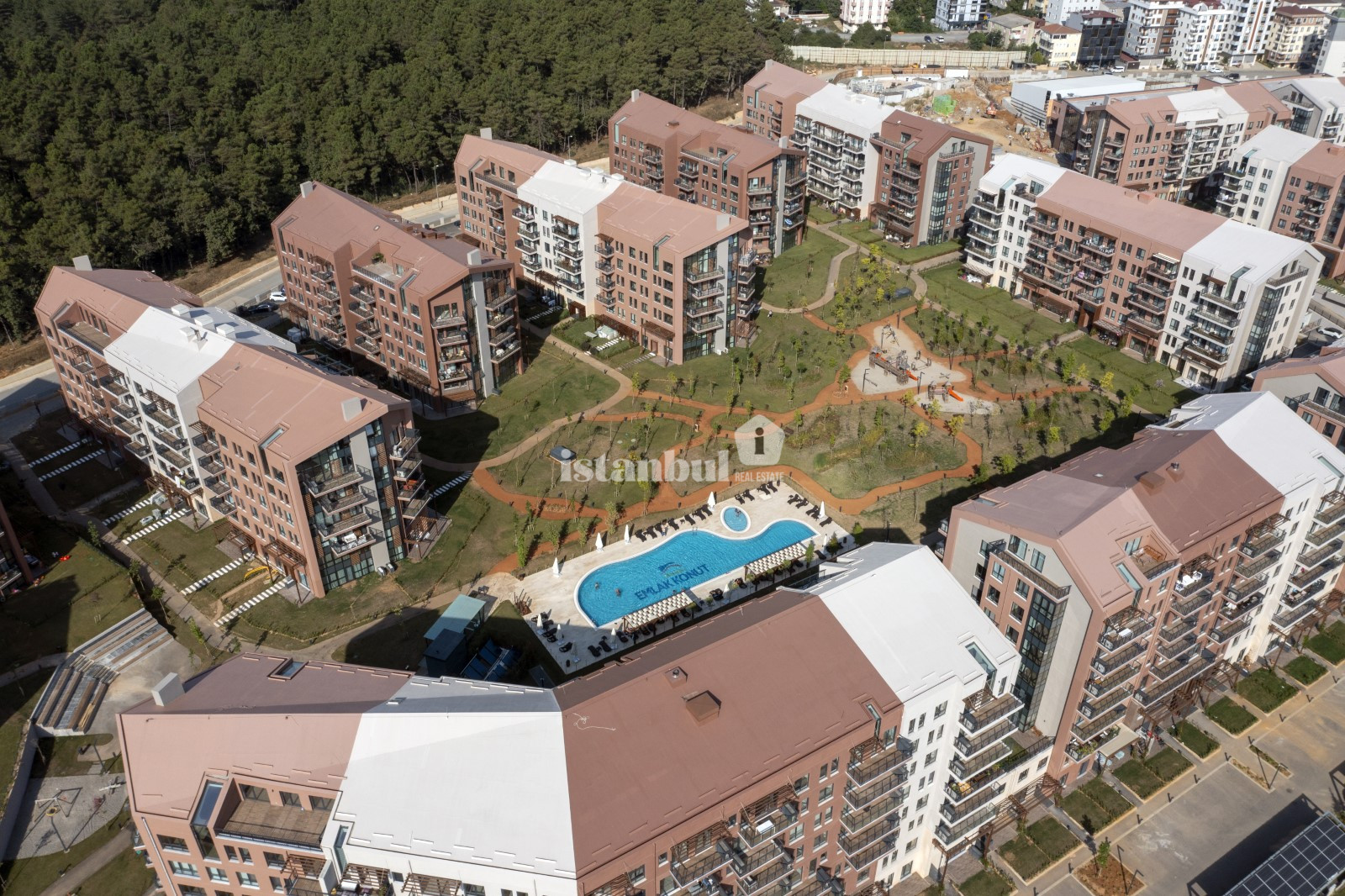 Çekmeköy Real Estate for Sale