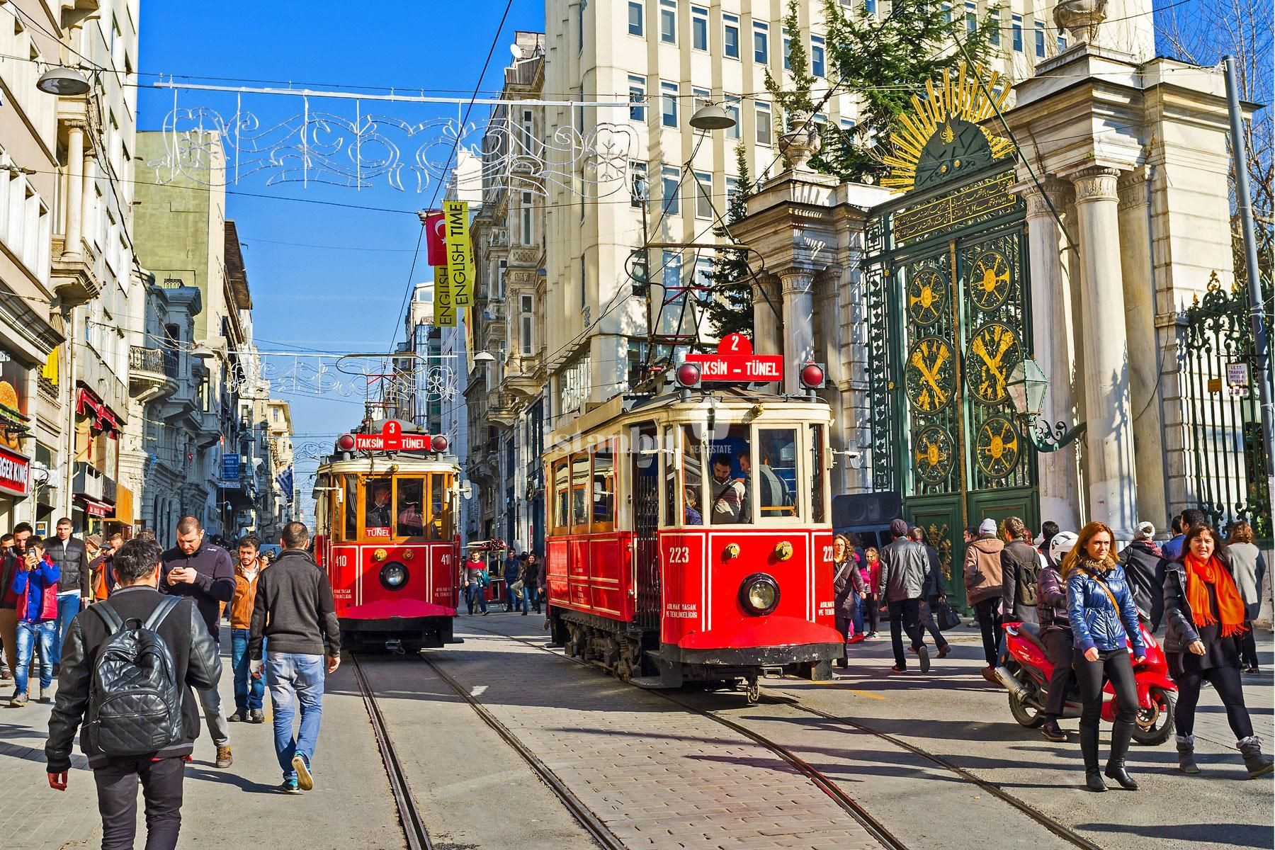 Beyoglu - The Heart of Culture and Tourism