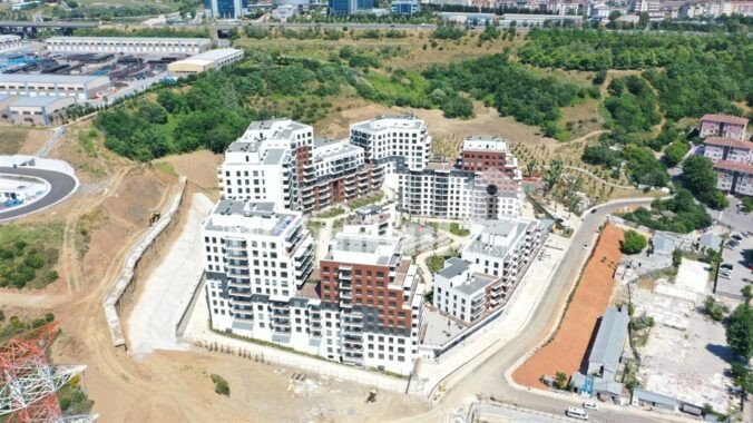 Discover the elegance of Yeniköy Konakları, where exquisite residences come with Turkish citizenship advantages.