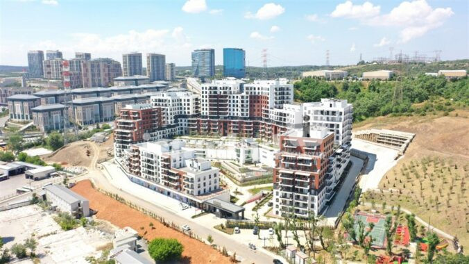 Elevate your lifestyle with Yeniköy Konakları’s luxurious residences and the advantage of Turkish citizenship.